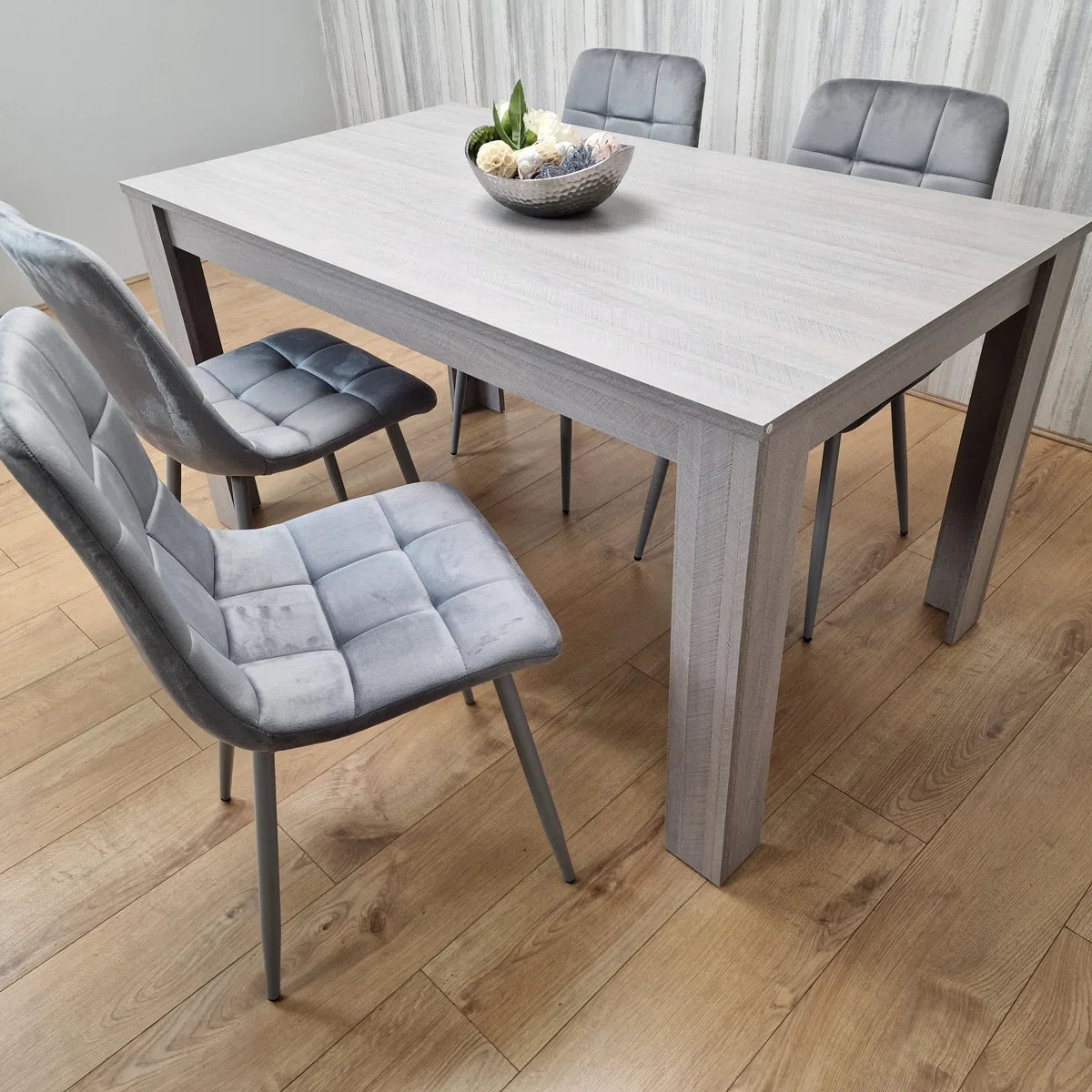 5-Piece Grey Dining Set with Tufted Chairs – Modern MDF Table & Velvet Upholstered Seating