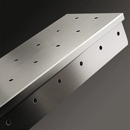 BBQ Woodchip Smoker Box, Stainless Steel Heavy Duty For Added Smokey Flavour. Gas And Charcoal BBQ Essential