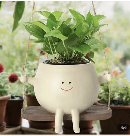 Cute Smiling Swinging Plant Pot